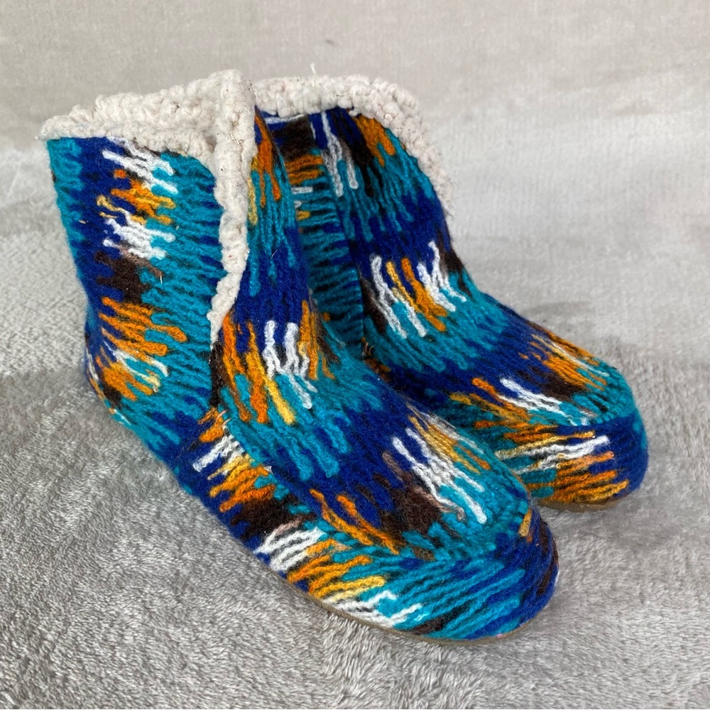 Sanuk Nice Bootah Ankle Slipper Boot Womens Size 7 Blue Crochet Fur Lined NEW